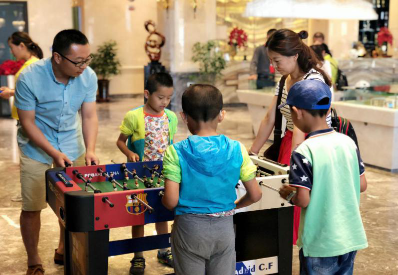 百酈灣舉辦“激情夏日，足球盛宴”活動(dòng)