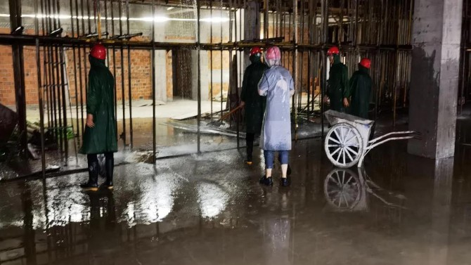 百酈玲瓏府項(xiàng)目各參建單位積極落實(shí)抗臺工作