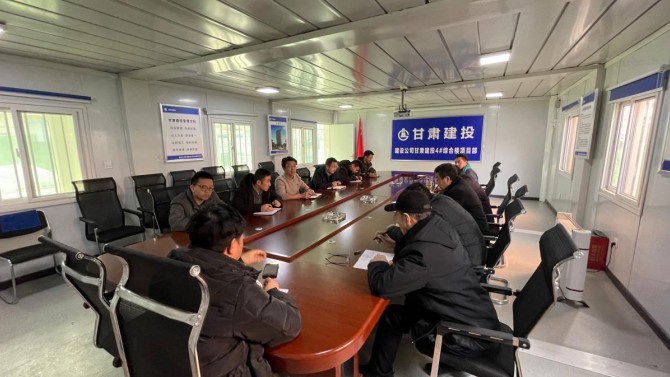 人勤春早復(fù)工忙，奮力沖刺開門紅